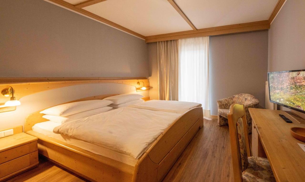 Hotel Hellweger 캄포투레스 외부 사진