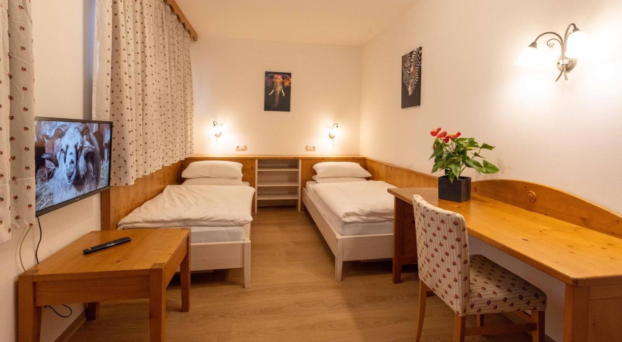 Hotel Hellweger 캄포투레스 외부 사진